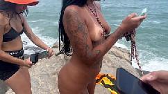 Vazou na net grupo de jovens ficam pelados na praia e fazem sexo em público