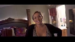 Madrasta ajuda enteado machucado a tomar banho coco vandi